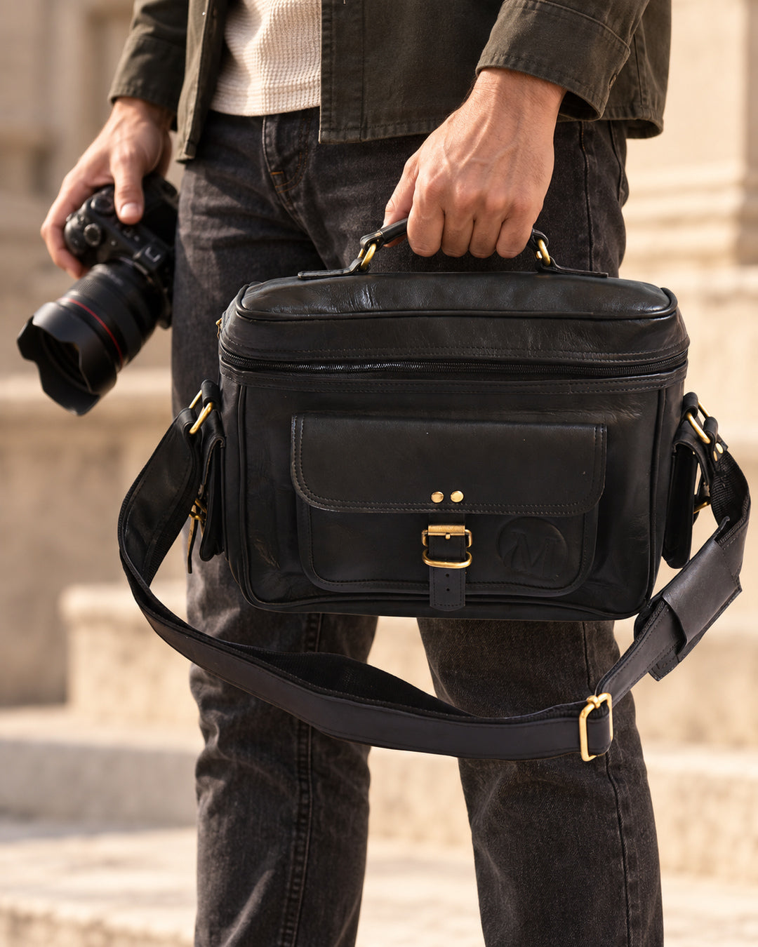 Voyager Full Grain Leather Camera Bag